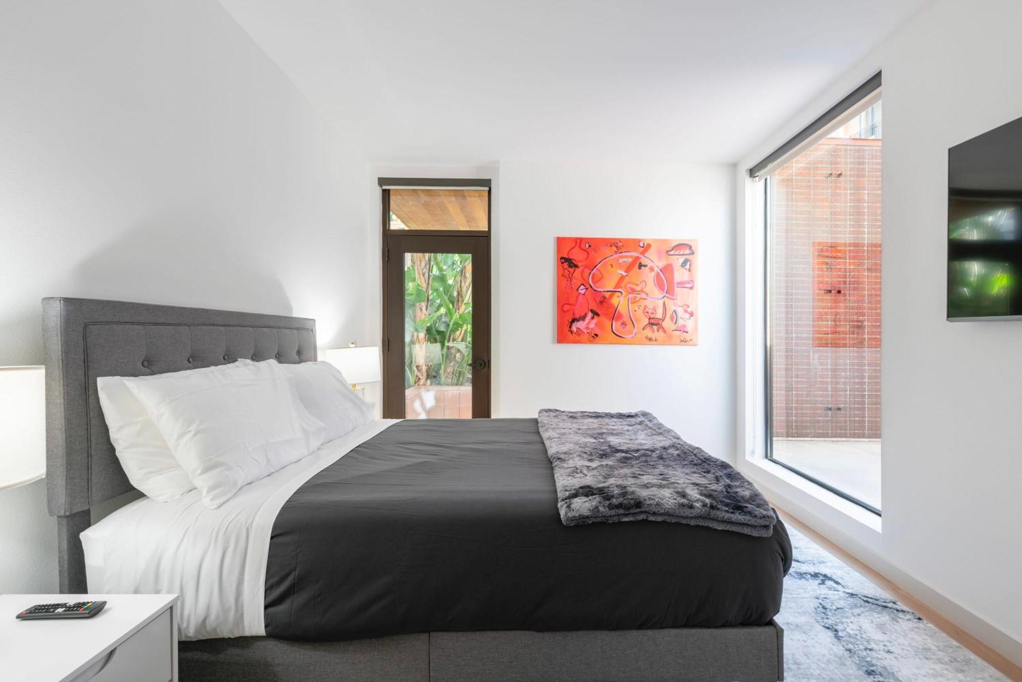 Appartamento Hollywood 2 Bed Luxury La Na